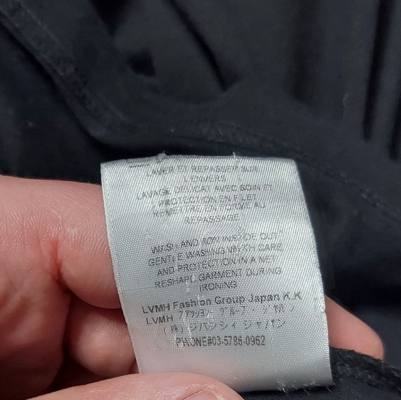 Givenchy | Cursive Logo Tee Shirt | 3D Embroidery Style | Black | Oversized - Picture 11 of 12